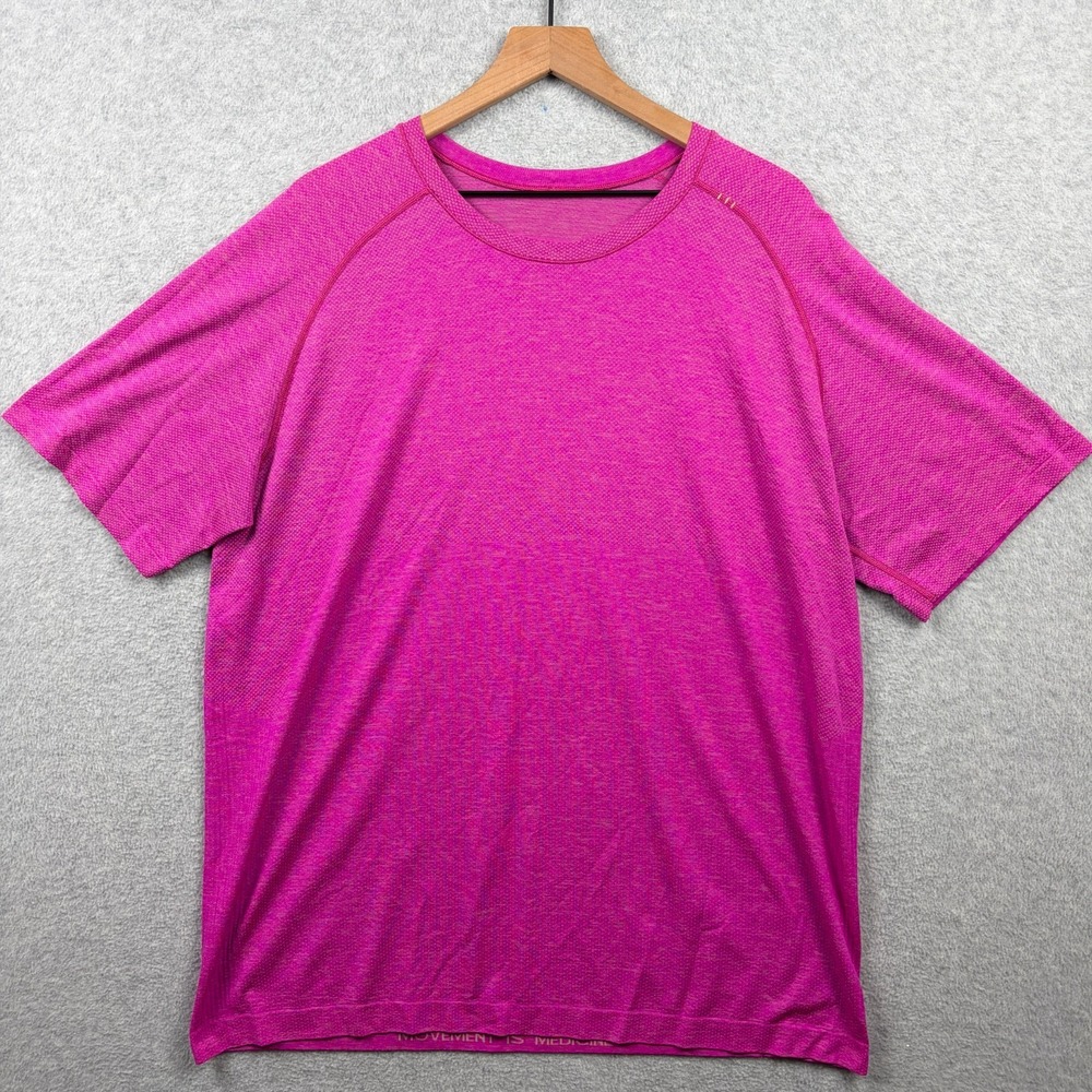 Lululemon Metal Vent Tech Shirt Mens XXL 2XL Fuchsia Pink Short Sleeve Gym Run